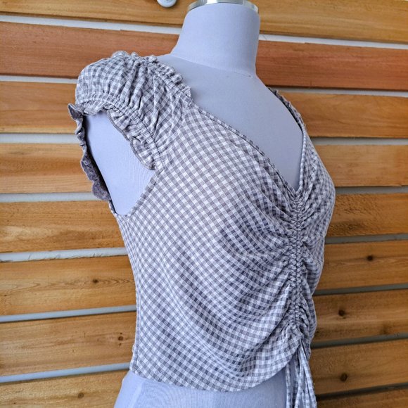 Urban Romantics Juniors Plaid Crop Tops Gray/White Size L NWT - Picture 5 of 12